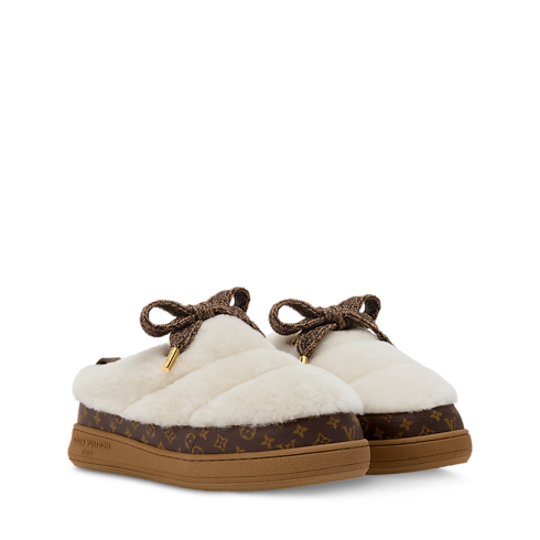 LV Cloud Flat Comfort Clog in Wanita's Sepatu Mules collections by Louis Vuitton (Perbesar produk)