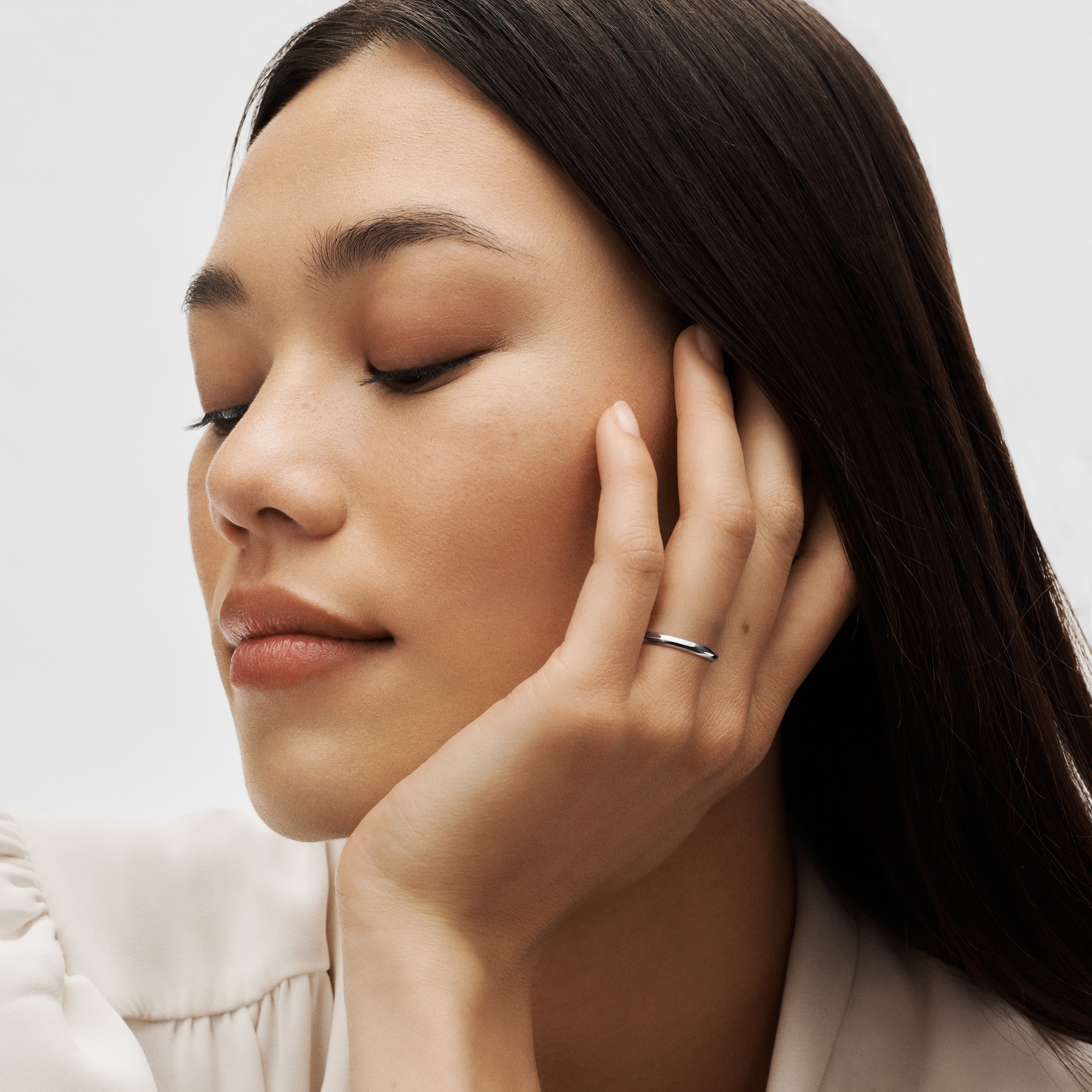 LV Diamonds 2.5mm Wedding Band, Platinum  in Perhiasan