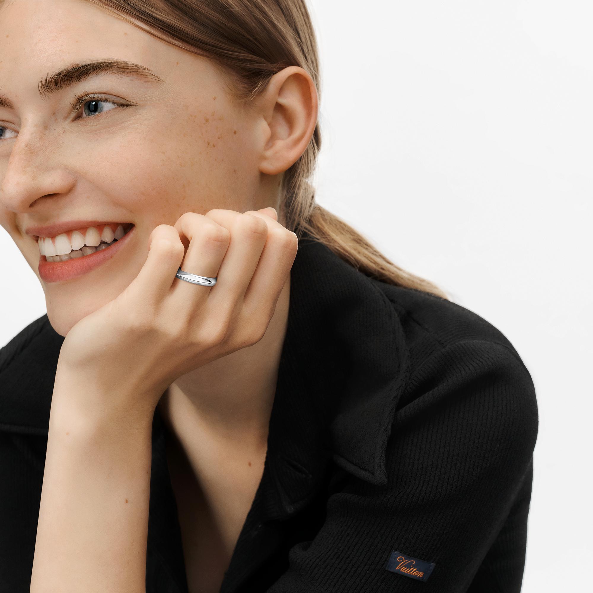 LV Diamonds 4mm Wedding Band, Platinum  in Perhiasan