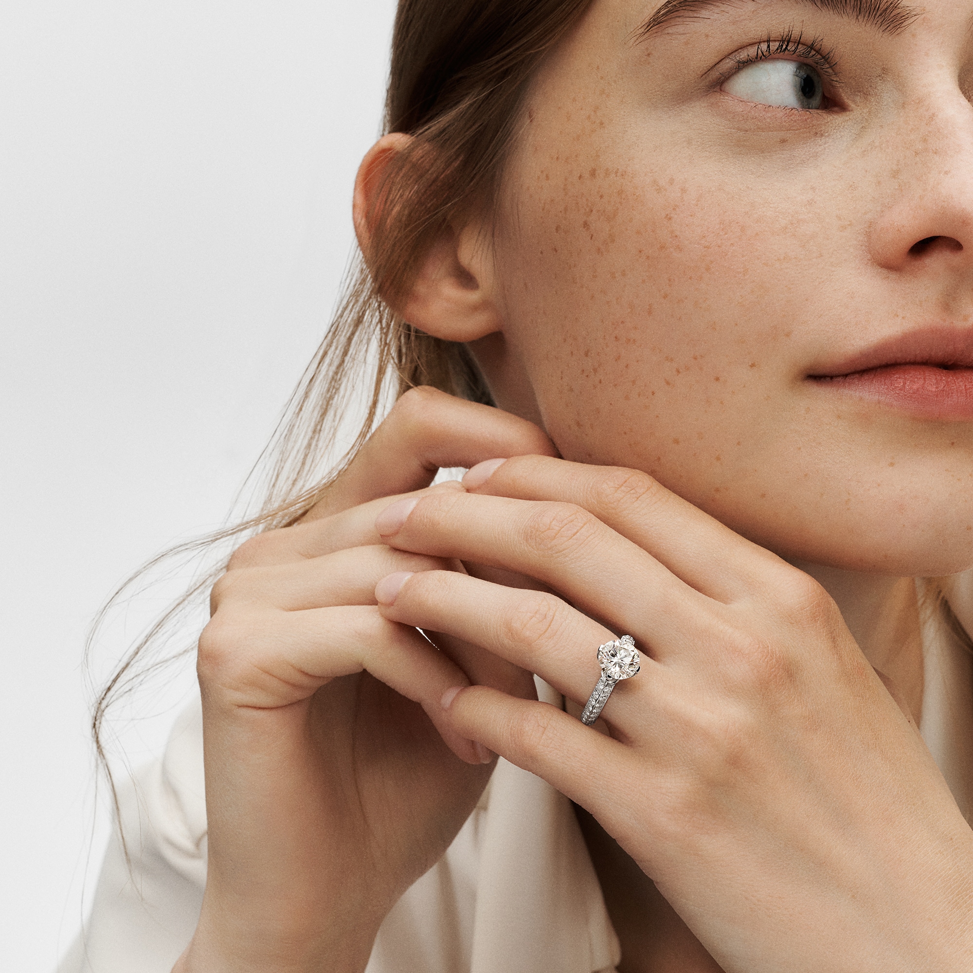 LV Diamonds Pavé Solitaire, Round Brilliant cut  in Perhiasan