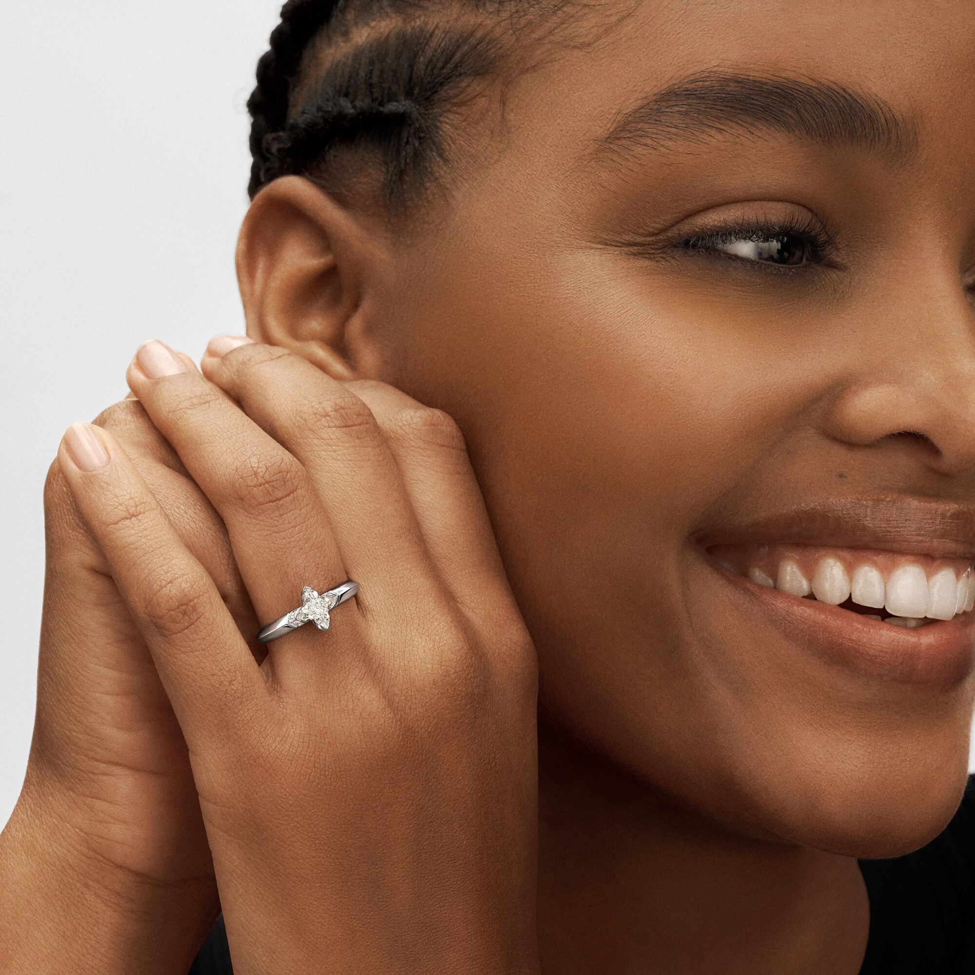 LV Diamonds Solitaire, LV Monogram Star cut  in Perhiasan