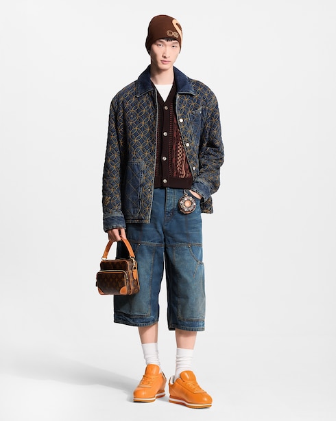 LV Donut Pouch S00 in Pria's Aksesori Gantungan Kunci dan Tas collections by Louis Vuitton