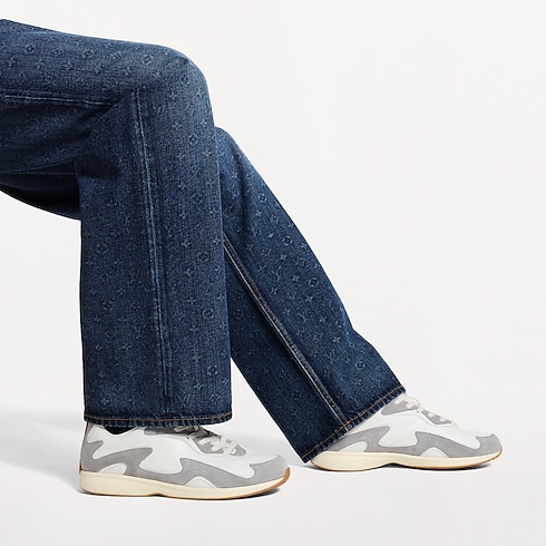 LV Drop 300 Sneaker in Pria's Sepatu Sneakers collections by Louis Vuitton (Perbesar produk)
