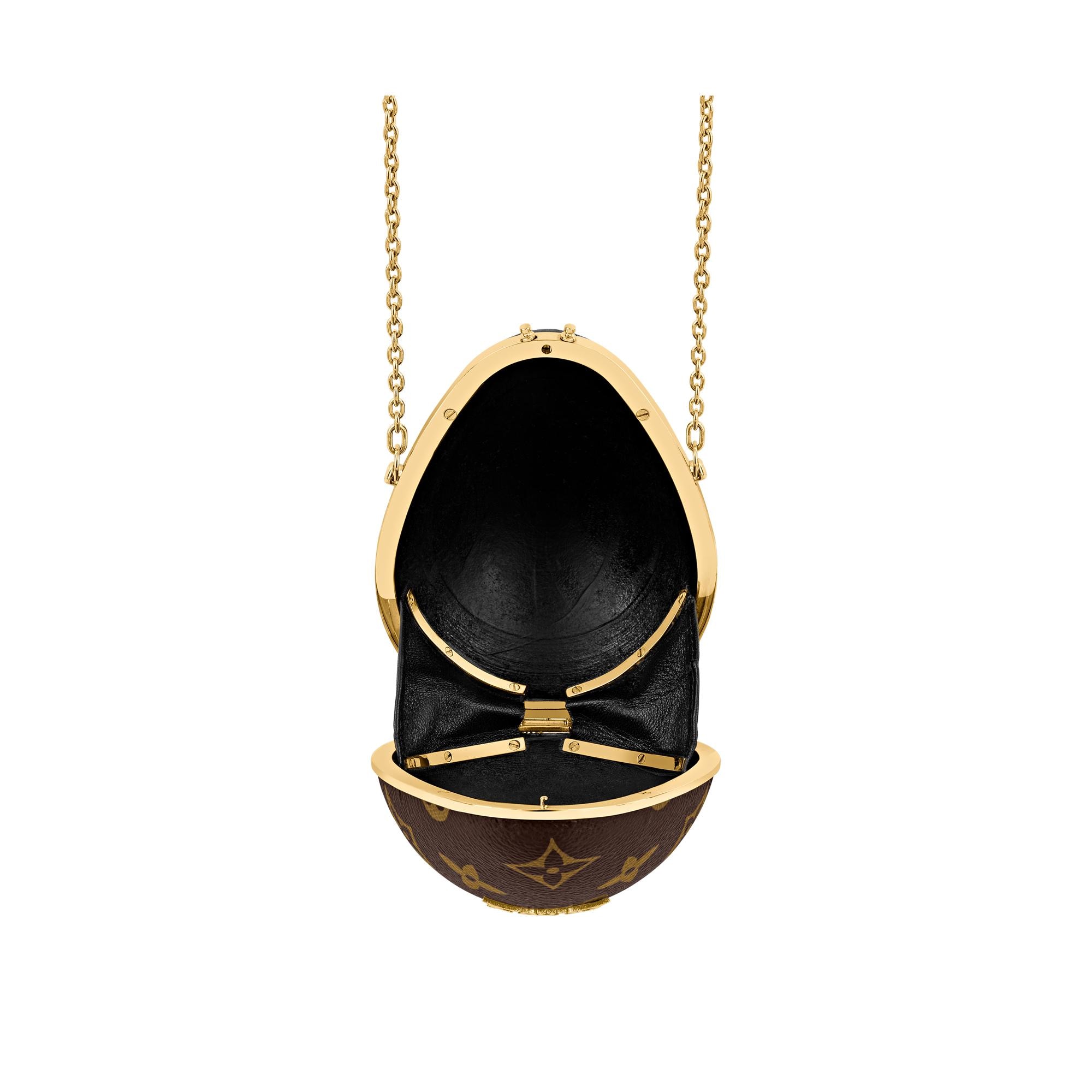 LV Egg Case S00 in Pria