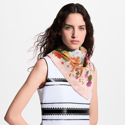 LV En Fleurs Square 90 . in Women's Accessories Silk Squares and Bandeaus collections by Louis Vuitton (Product zoom)