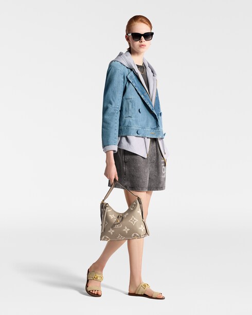 LV Essential Square Sunglasses . in Women's Accessories Sunglasses collections by Louis Vuitton