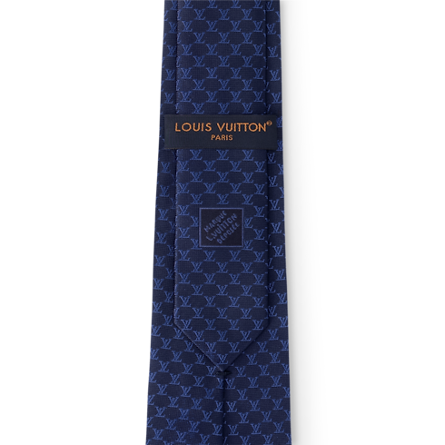 LV Fishnet Tie S00 in Pria's Aksesori Tie collections by Louis Vuitton (Perbesar produk)