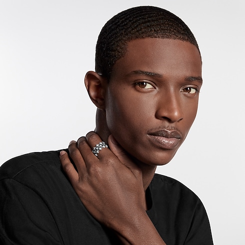 LV Flower Field Ring S00 in Pria's Fashion Jewelry Cincin collections by Louis Vuitton (Perbesar produk)