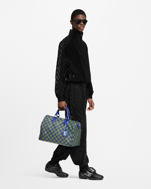 LV Footprint Soccer Sneaker in Pria's Sepatu Sneakers collections by Louis Vuitton