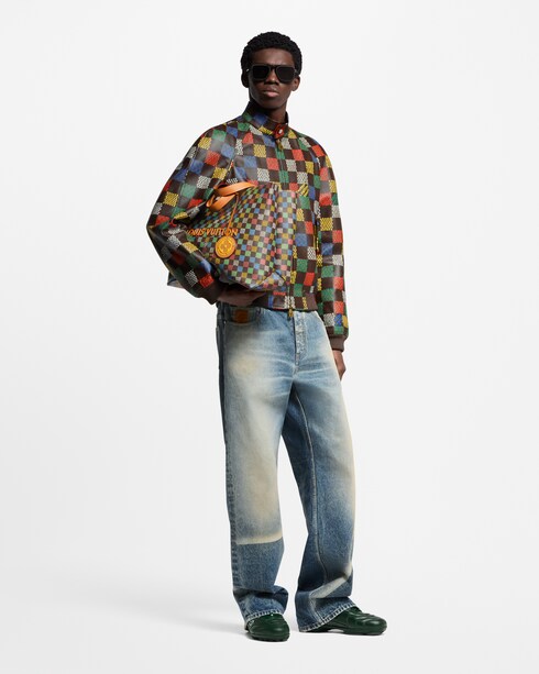 LV Footprint Soccer Sneaker in Pria's Sepatu Sneakers collections by Louis Vuitton