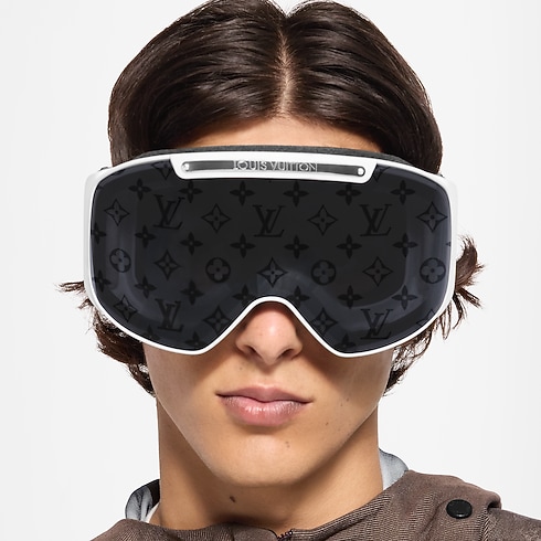 LV Frost Ski Mask S00 in Pria's Aksesori Eyewear collections by Louis Vuitton (Perbesar produk)