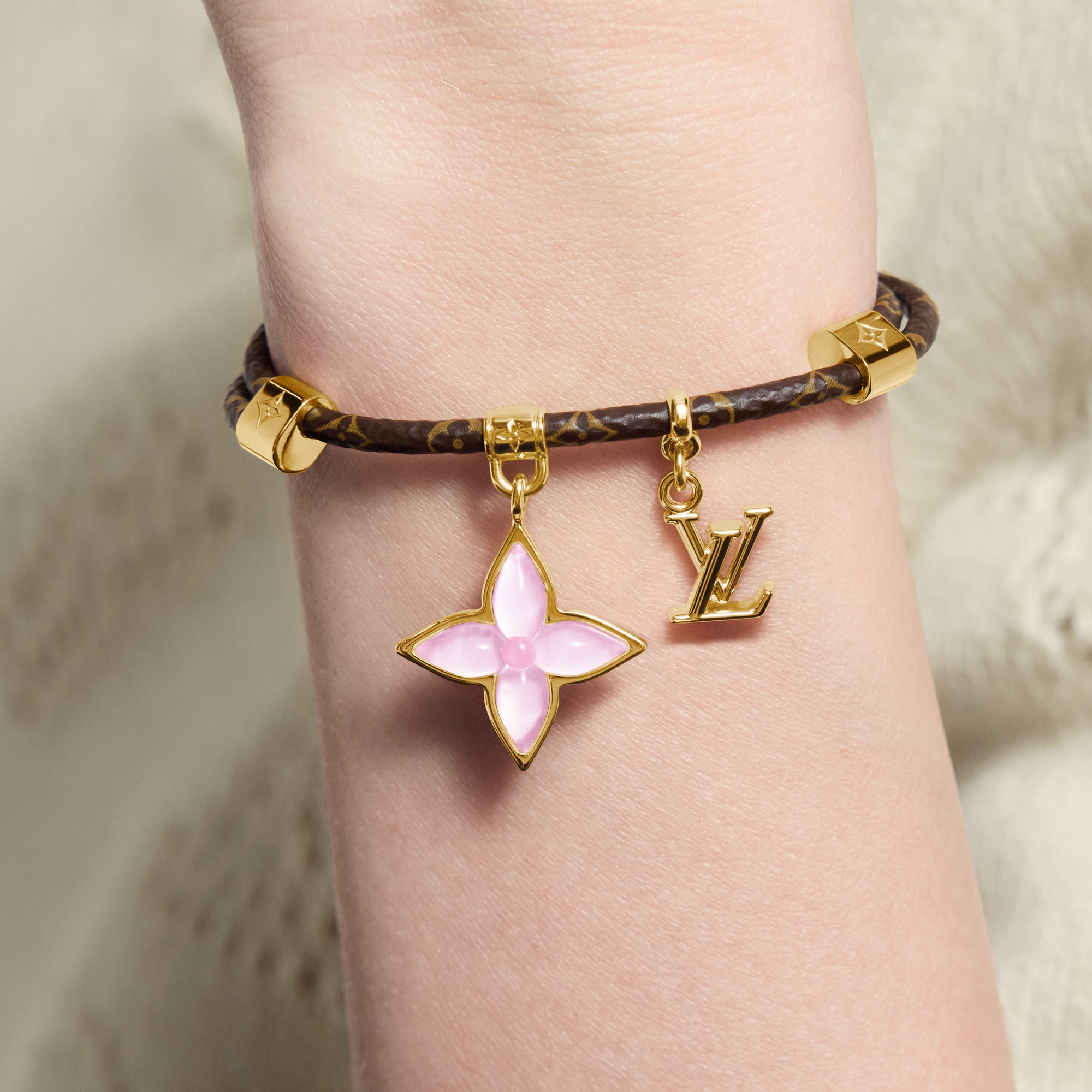 LV Gloss Bracelet Other Leathers in Wanita