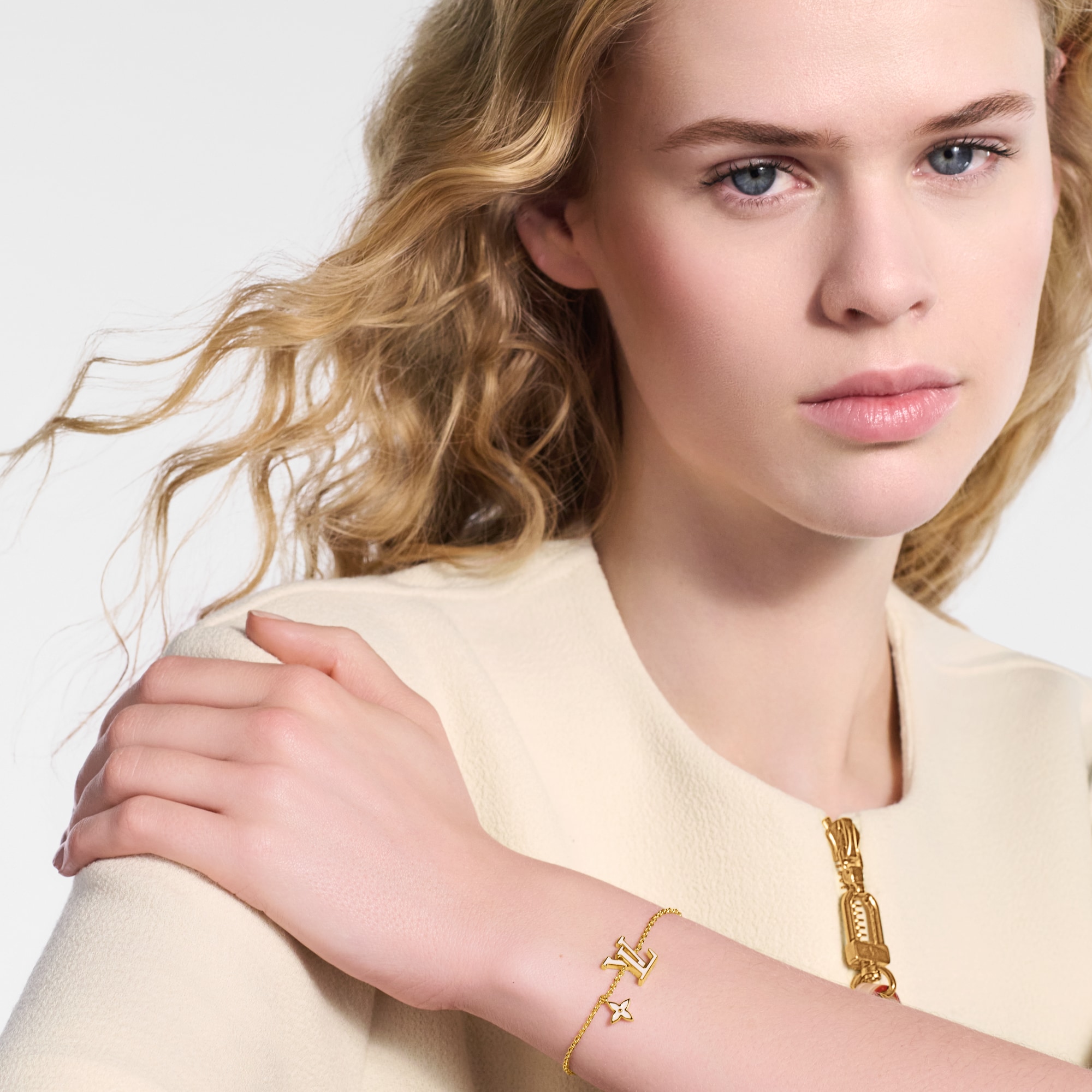 LV Iconic Enamel Bracelet S00 in Wanita