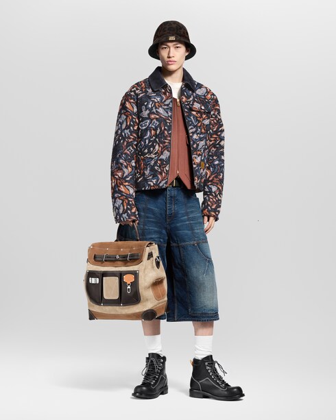 Mũ Hai Mặt LV Leo Bucket . in Đồ Nam's Phụ kiện Mũ, mũ len và Găng tay collections by Louis Vuitton