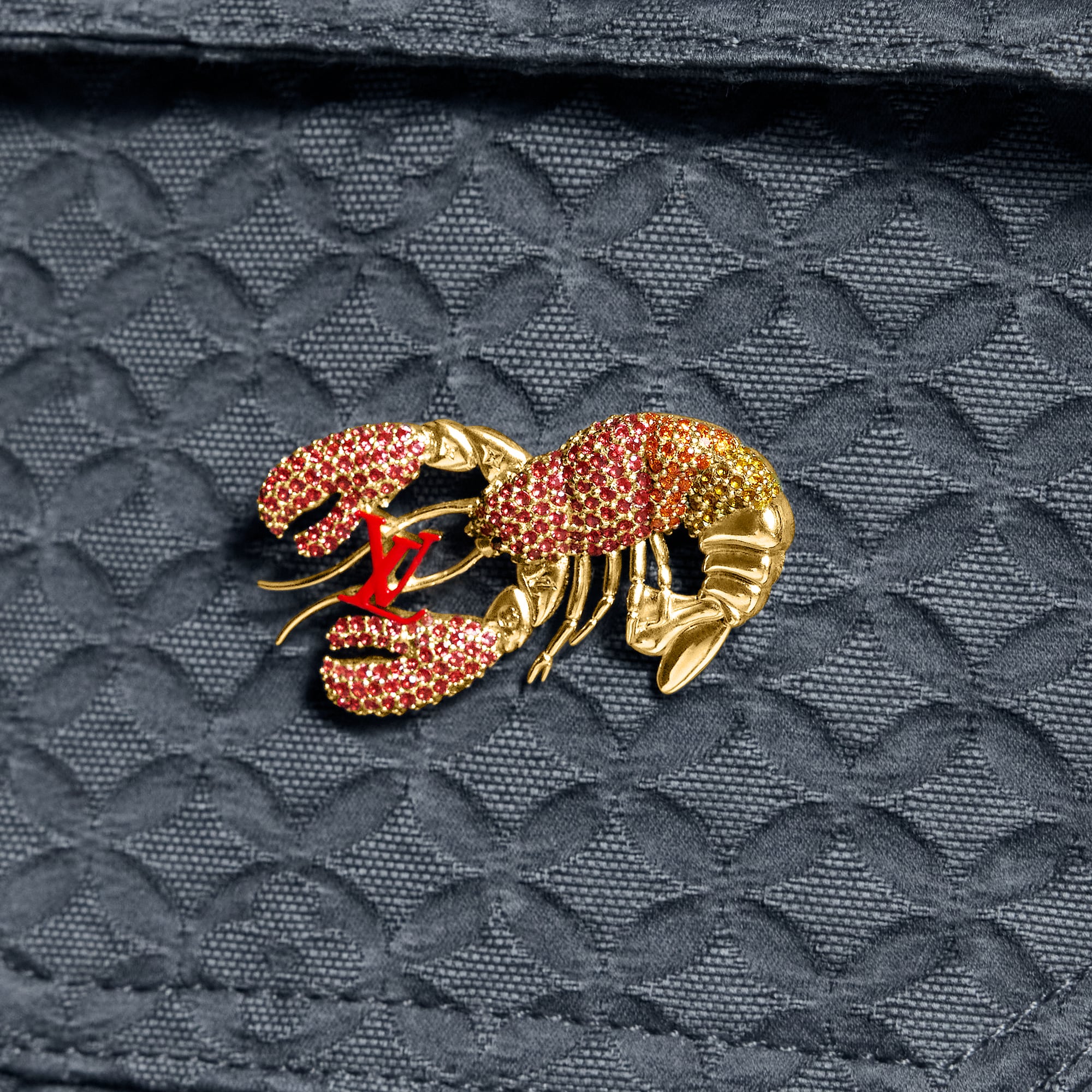 LV Lobster Brooch S00 in Pria