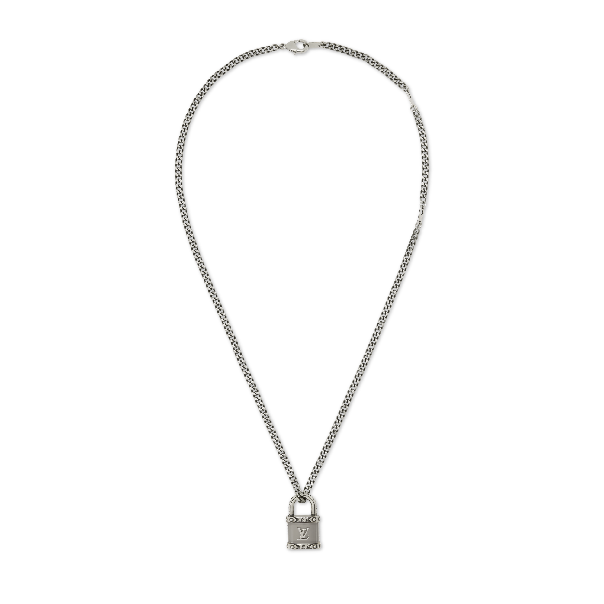 LV Lock Necklace S00 in Pria