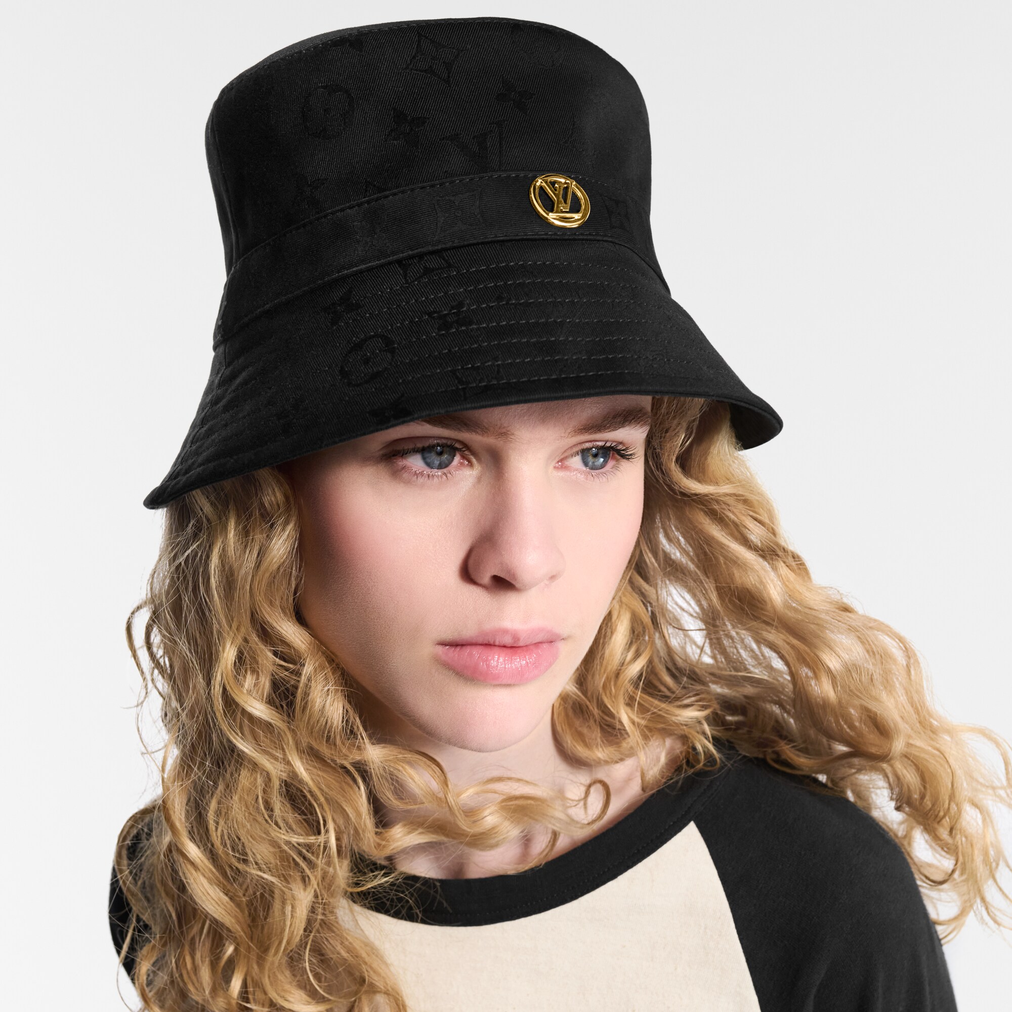 LV Mine Bucket Hat S00 in Wanita