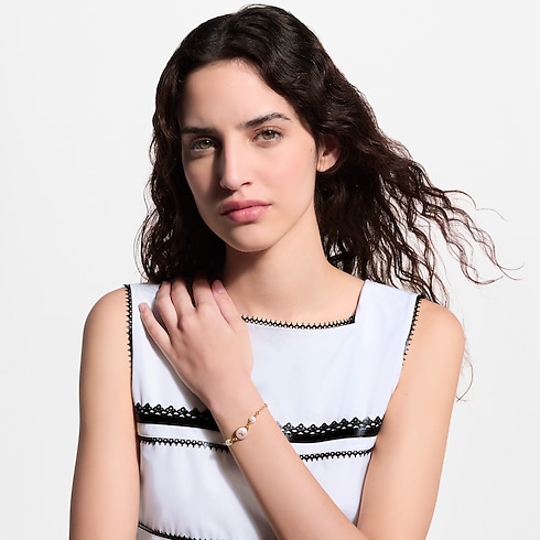 LV Pearly Confetti Bracelet S00 in Wanita's Fashion Jewelry Gelang collections by Louis Vuitton (Perbesar produk)