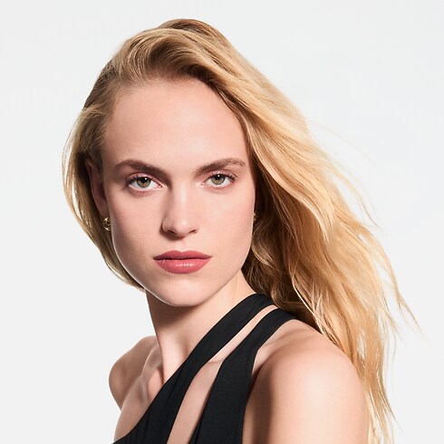 LV Rouge - Satin Lipstick Refill in Perfumes and Beauty's Produk Bibir } collections by Louis Vuitton (Perbesar produk)