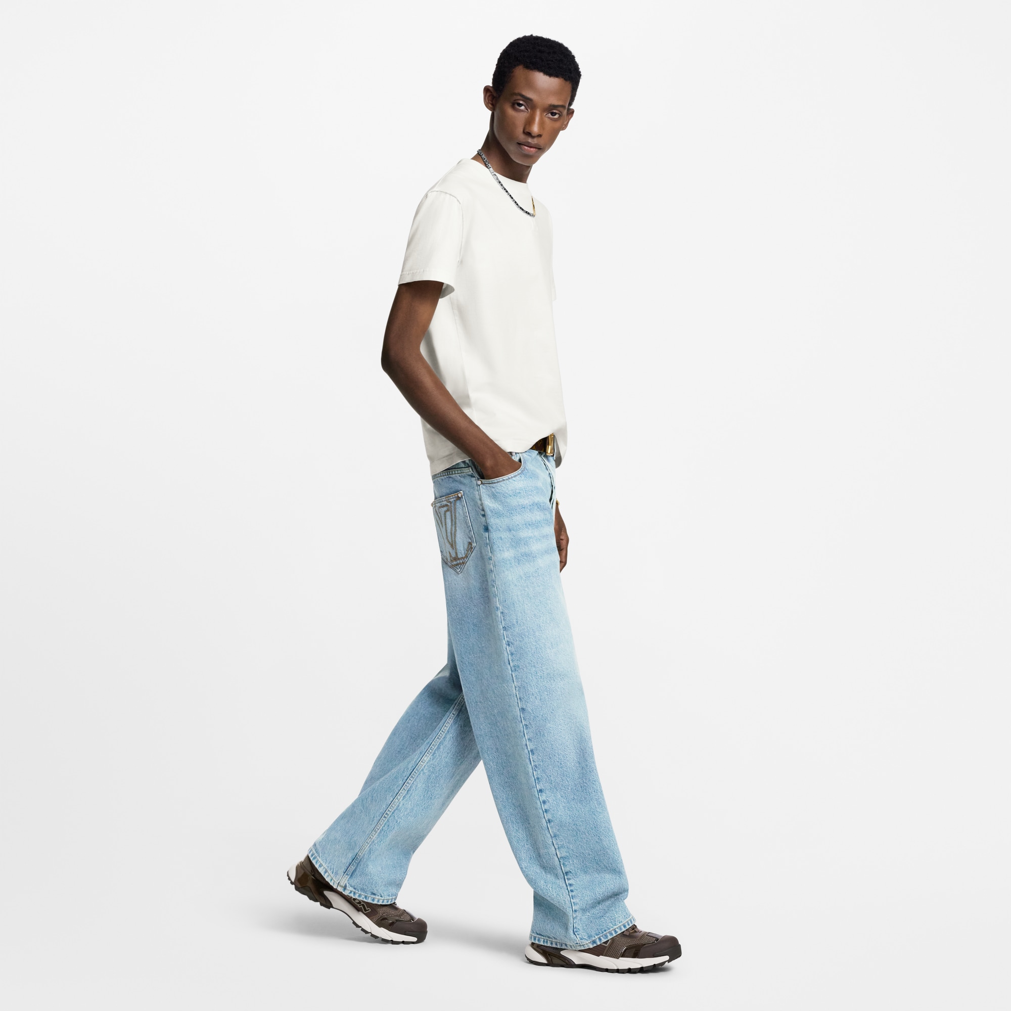 LV Runner Tatic Sneaker  in Pria