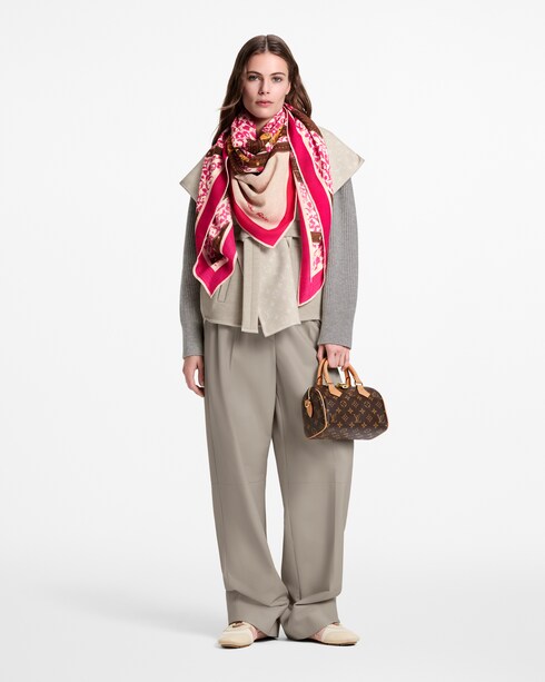 LV Safari Trunk Shawl . in Women's Accessories Shawls and Stoles collections by Louis Vuitton