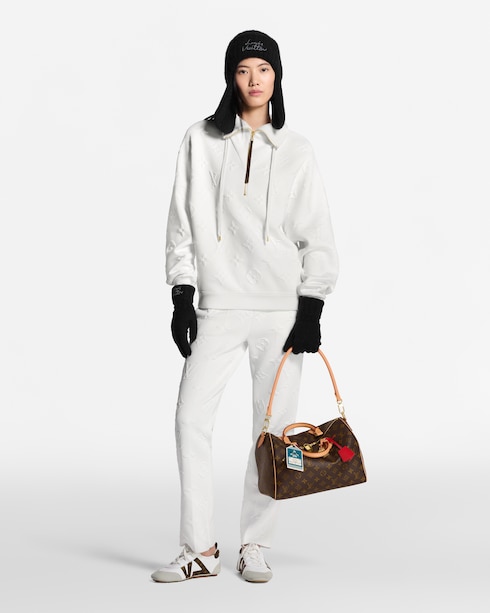 LV Script Beanie S00 in Wanita's Aksesori Topi dan Sarung Tangan collections by Louis Vuitton