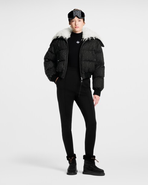 แว่นตากันแดดทรงหน้ากากรุ่น LV Snow Gradient . in ผู้หญิง's แอคเซสเซอรี่ แว่นตากันแดดสำหรับผู้หญิง collections by Louis Vuitton