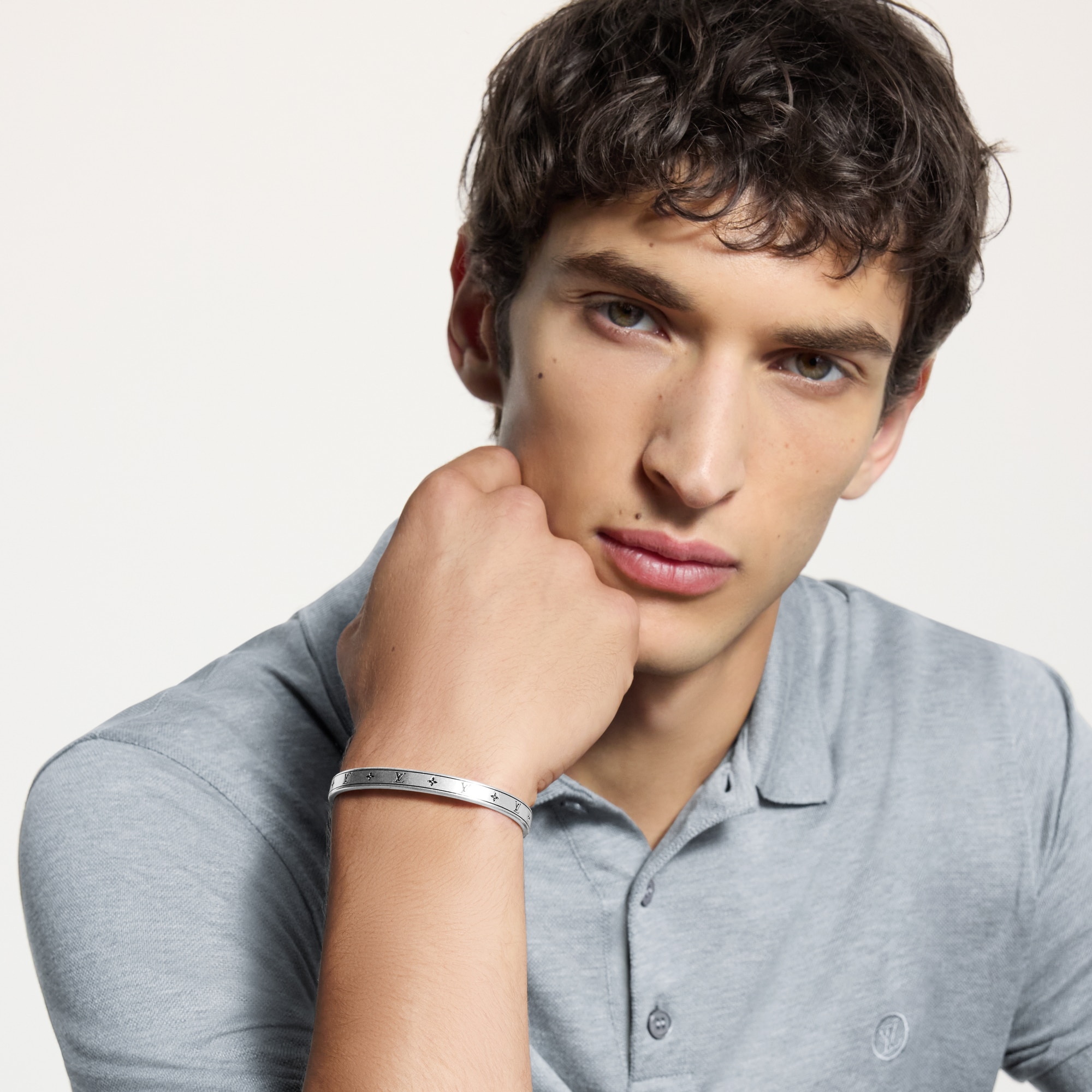 LV Spike Bangle Bracelet S00 in Pria