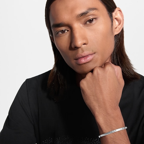 LV Tailor Connect Bracelet S00 in Pria's Aksesori Semua Koleksi collections by Louis Vuitton (Perbesar produk)