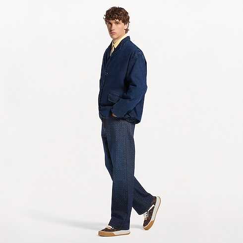 LV Tilted Sneaker in Pria's Sepatu Sneakers collections by Louis Vuitton (Perbesar produk)