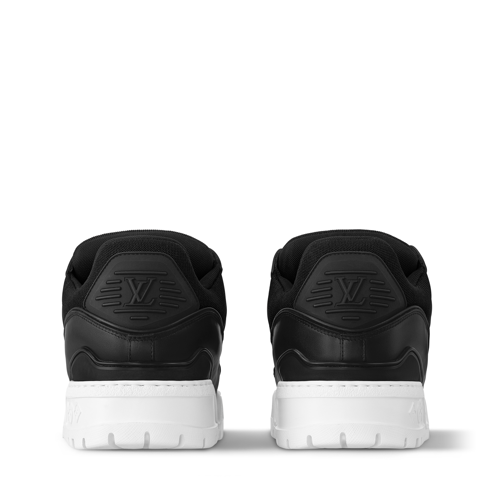 LV Trainer Maxi Sneaker  in Pria