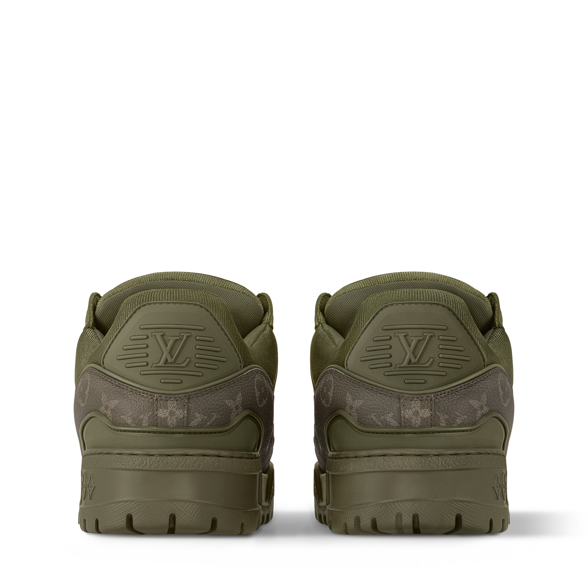 LV Trainer Maxi Sneaker  in Pria