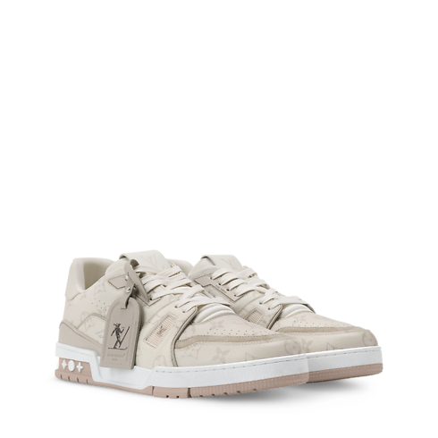 LV Trainer Sneaker in Pria's Sepatu Sneakers collections by Louis Vuitton (Perbesar produk)