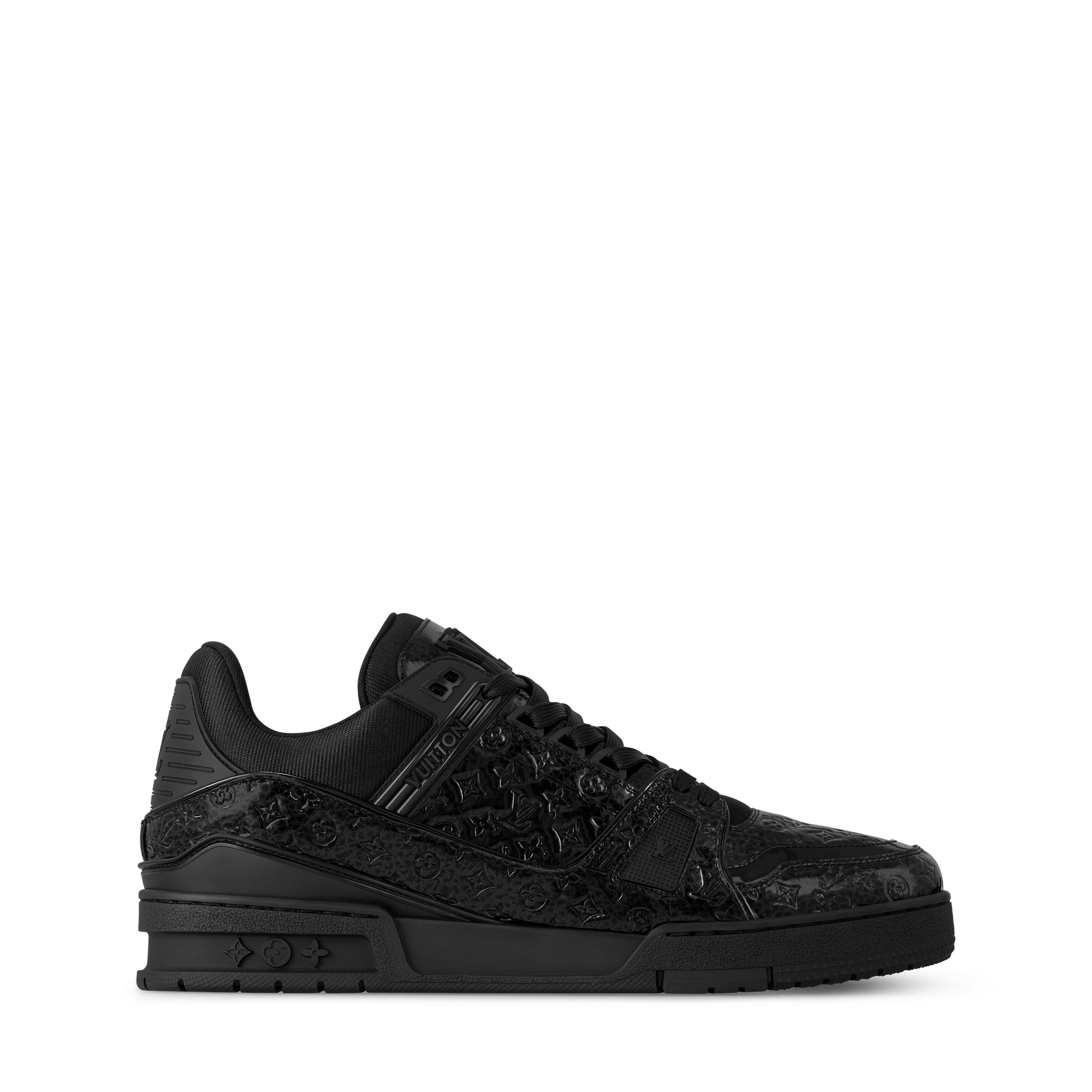 LV Trainer Sneaker  in Pria