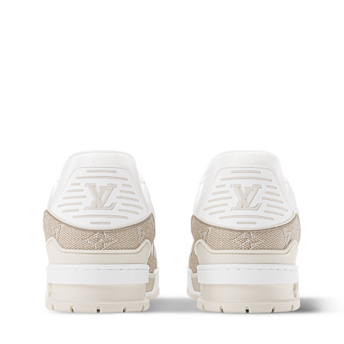 LV Trainer Sneaker in Pria's Sepatu Sneakers collections by Louis Vuitton (Perbesar produk)