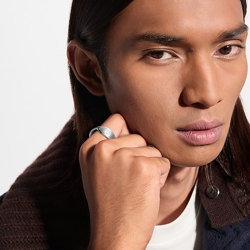 LV Trunk Ring . in Men's Fashion Jewelry All Fashion Jewelry collections by Louis Vuitton (Product zoom)