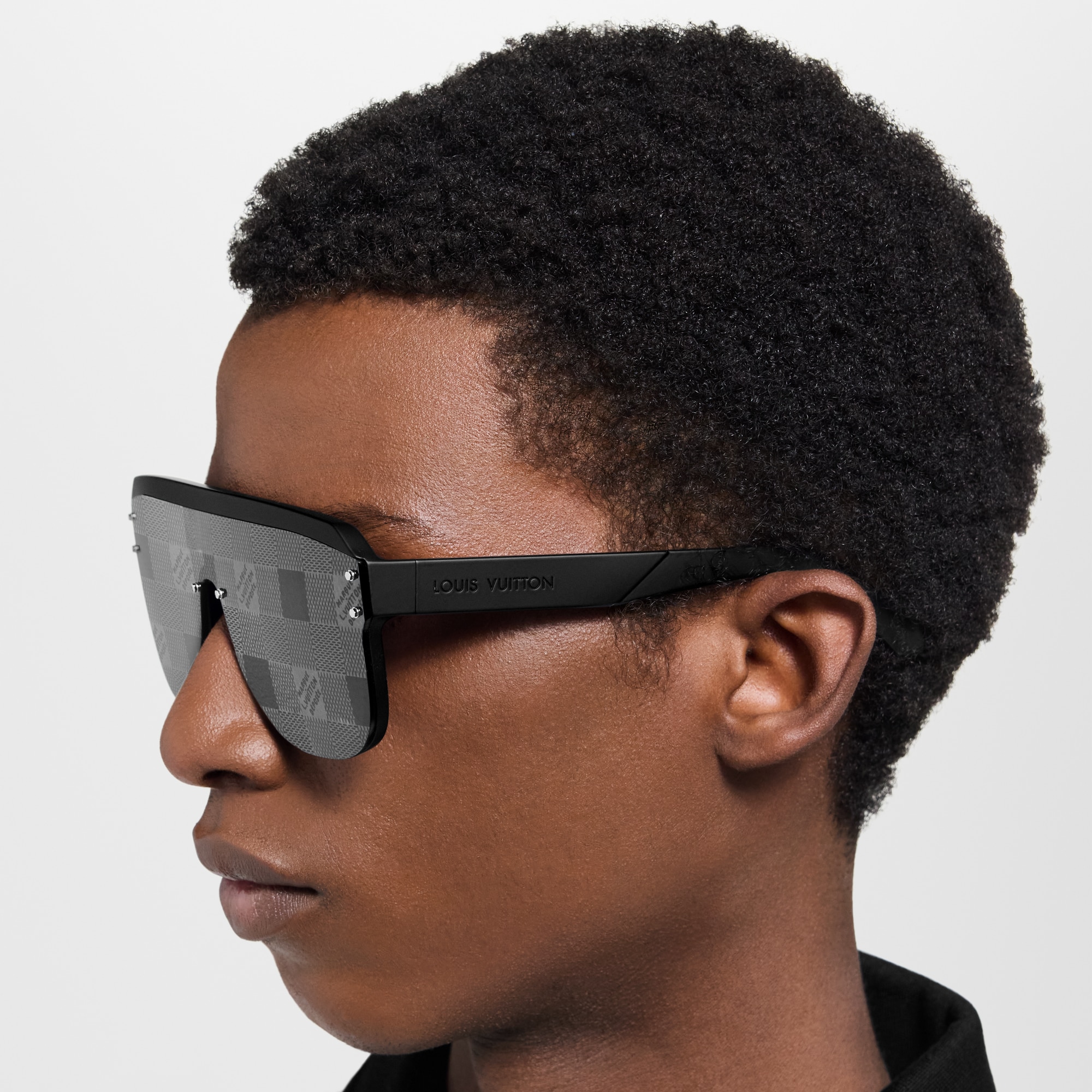 LV Waimea Mask Round Sunglasses S00 in Pria