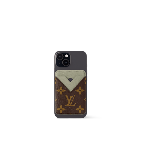 Magnetic Card Holder Monogram in Women's Wallets and Small Leather Goods All Wallets and Small Leather Goods collections by Louis Vuitton (Product zoom)