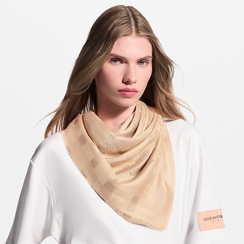 Monogram So Shine Shawl . in Women's Accessories Shawls collections by Louis Vuitton (Product zoom)