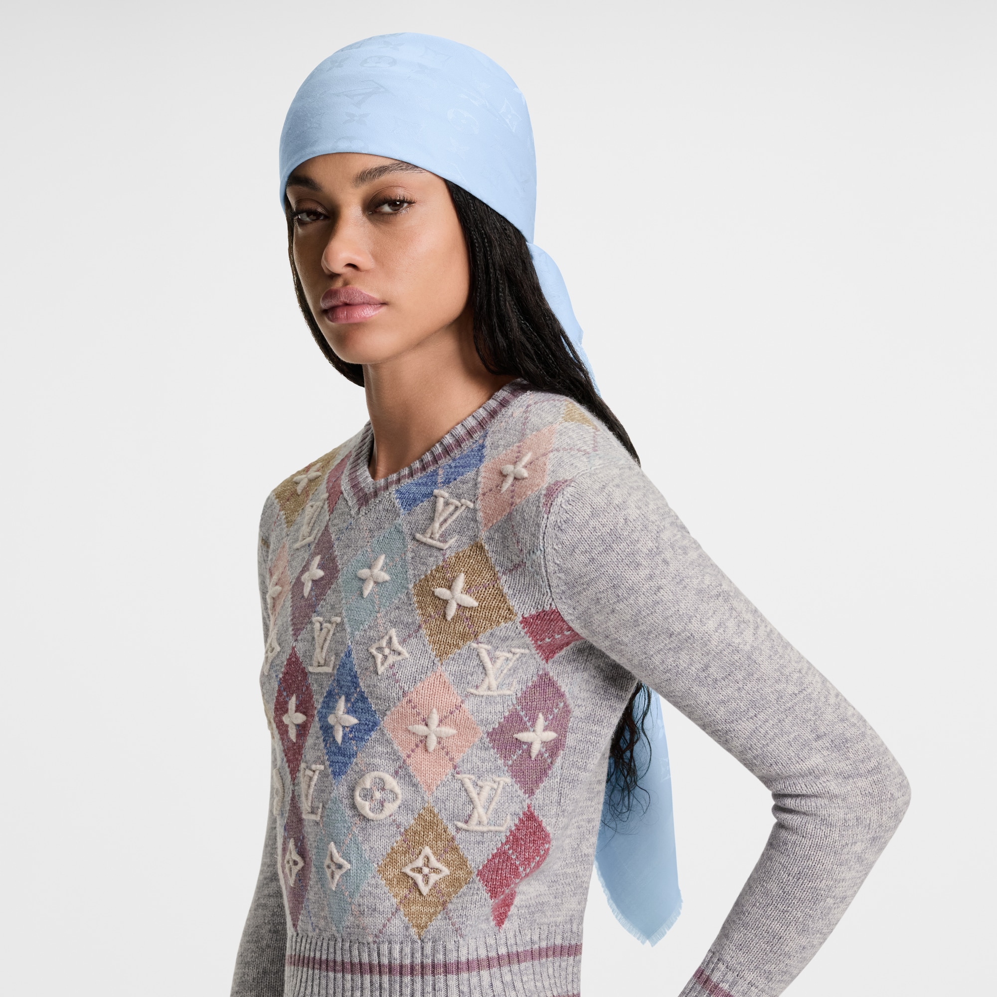 Monogram Classic Shawl S00 in Wanita