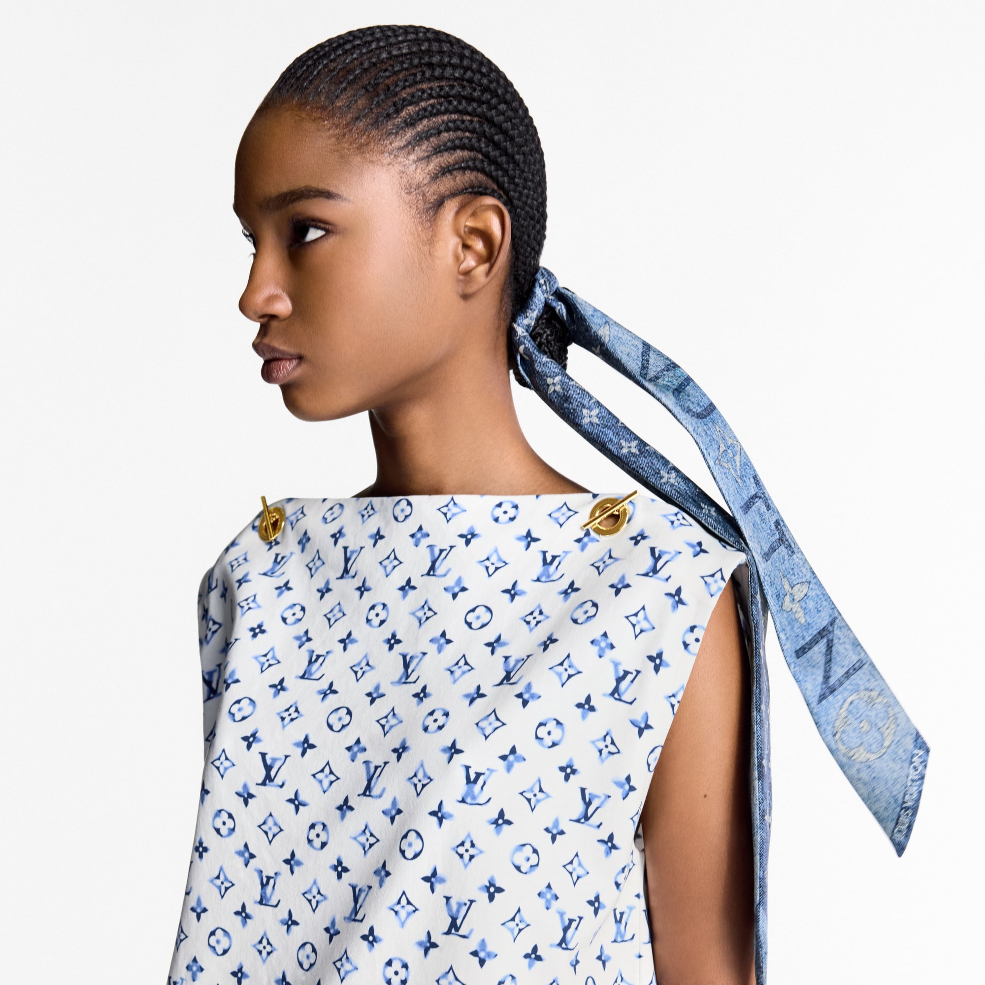 Monogram Infinity Denim BB Bandeau S00 in Wanita