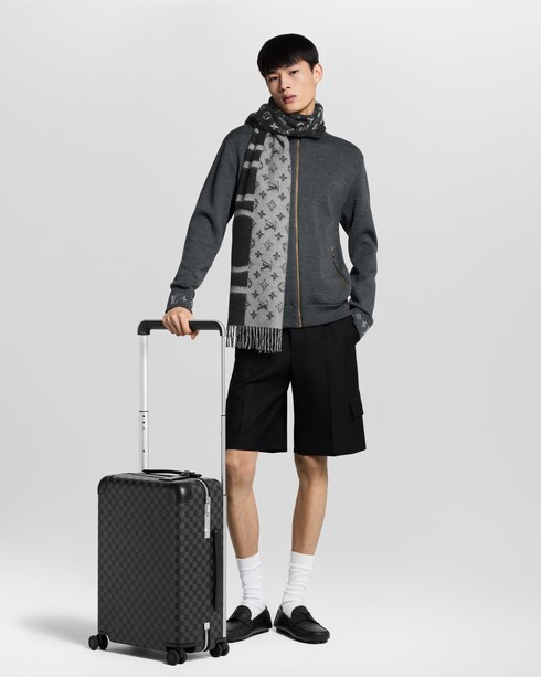 Khăn Choàng Họa Tiết Monogram . in Đồ Nam's Phụ kiện Khăn quàng collections by Louis Vuitton