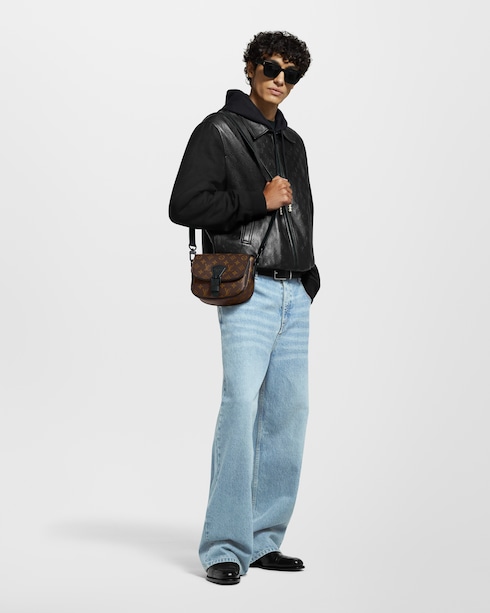 Montsouris 郵差包 PM Monogram Macassar in 男士's 皮件系列 All Collections collections by Louis Vuitton