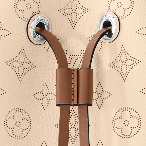 Muria Mahina in Women's Handbags Handbags For Women collections by Louis Vuitton (Product zoom)