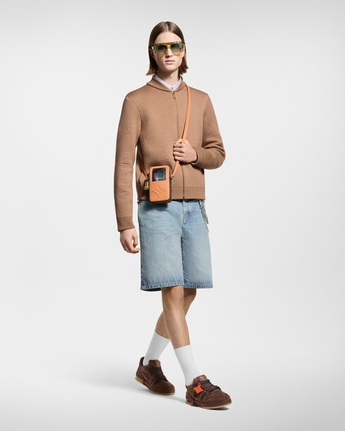 Music Player Wearable Wallet Monogram Other in Pria's Dompet dan Aksesori Kulit Mini Bags collections by Louis Vuitton