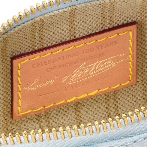 Nano Speedy Other Monogram Canvas in Wanita's Dompet dan Aksesori Kulit Wallet on Chain dan Tas Mikro collections by Louis Vuitton (Perbesar produk)