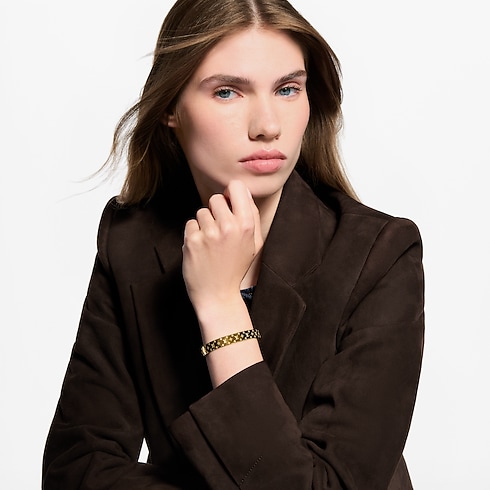 Nanogram Cuff S00 in Wanita's Fashion Jewelry Semua Koleksi Fashion Jewelry collections by Louis Vuitton (Perbesar produk)