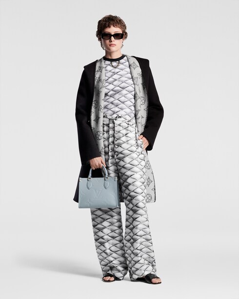 Dép Neo Revival Flat Mule in Đồ Nữ's Giày Dép collections by Louis Vuitton