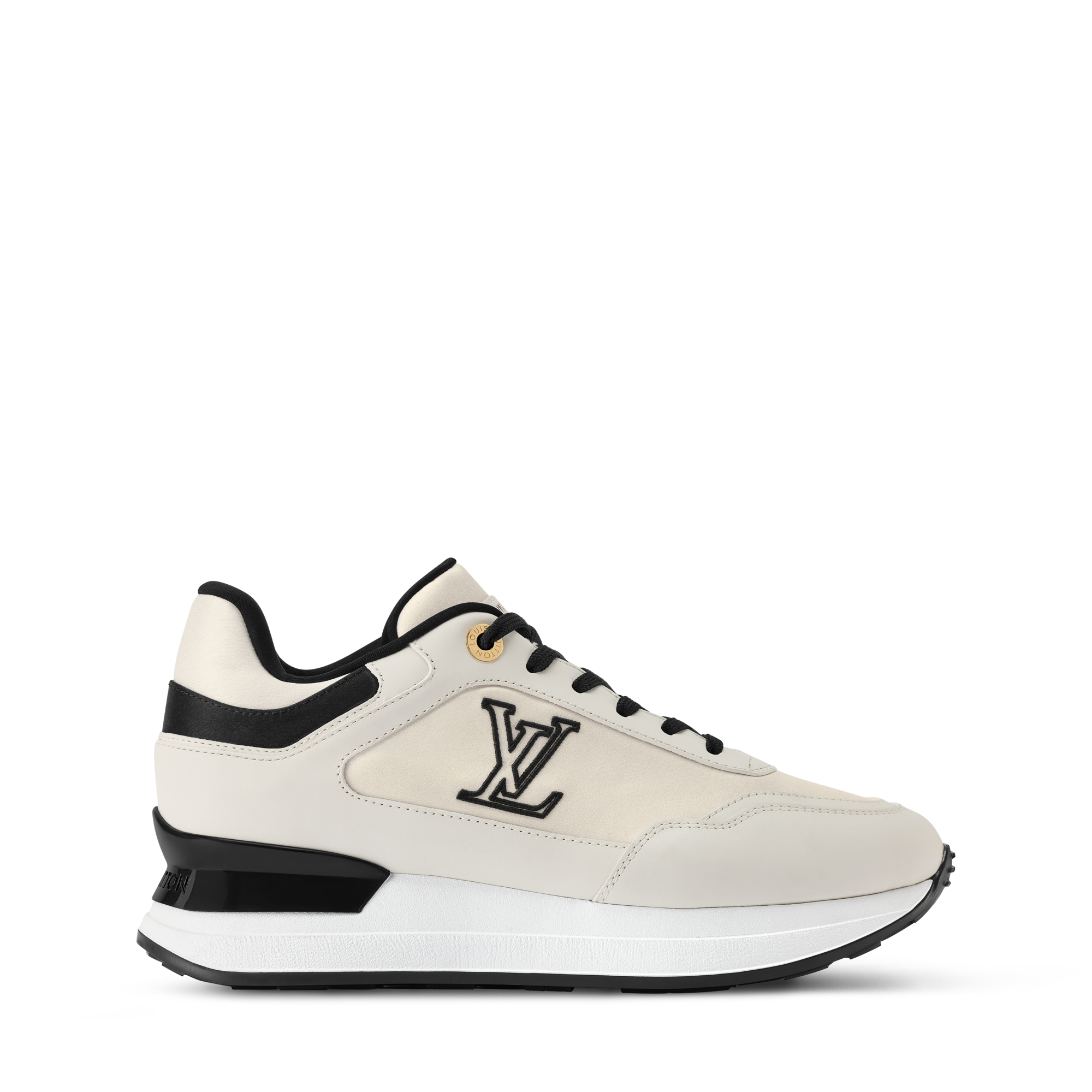 Neo Run Away Sneaker  in Wanita