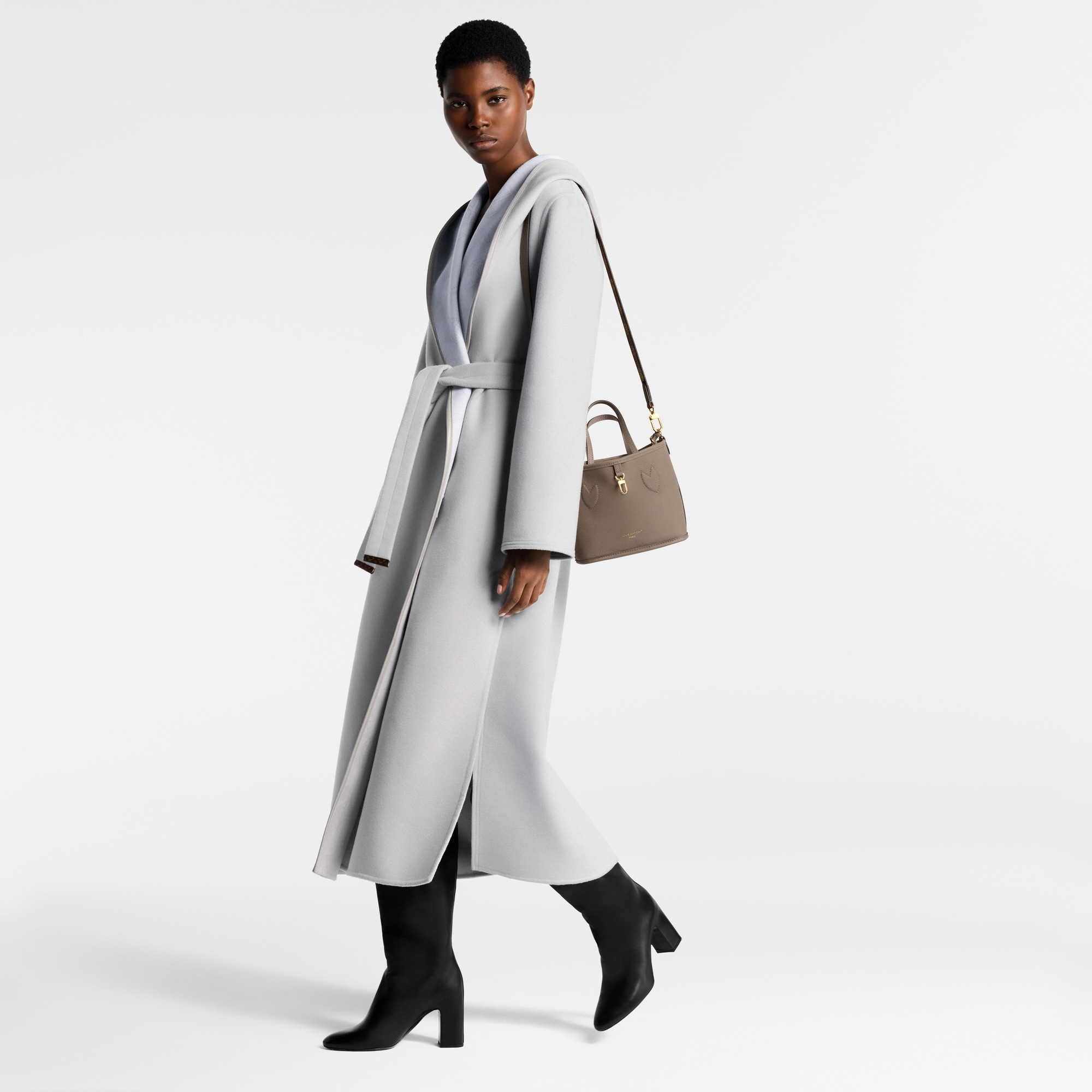 Neverfull Bandoulière Inside Out BB  in Tas dan Aksesori Kulit